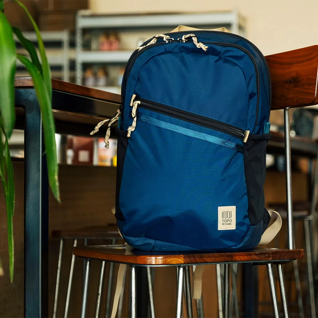 Commuter Backpack 25L Desert Palm/Elmwood - Image 7